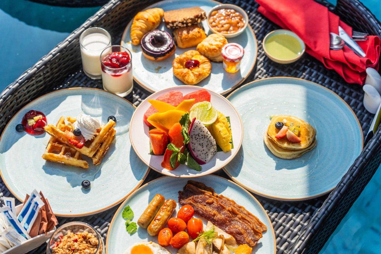 Floating Breakfast